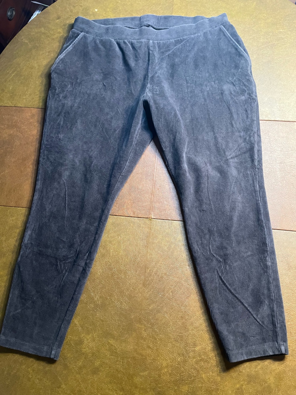 Lands' End Corduroy Sport Knit Elastic Pull-On Cropped Pants in Charcoal 2X